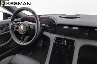 Porsche Taycan vaihtoauto