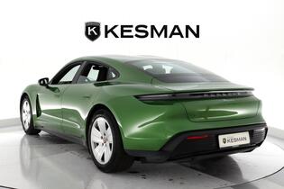 Porsche Taycan vaihtoauto