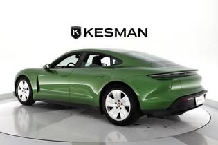 Porsche Taycan vaihtoauto