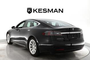 Tesla Model S vaihtoauto