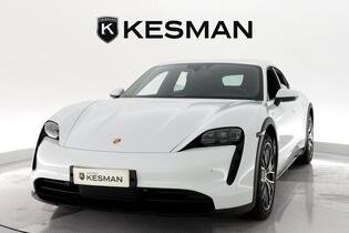 Porsche Taycan vaihtoauto