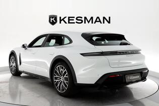 Porsche Taycan vaihtoauto