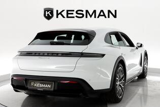 Porsche Taycan vaihtoauto