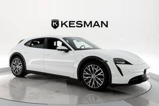 Porsche Taycan vaihtoauto