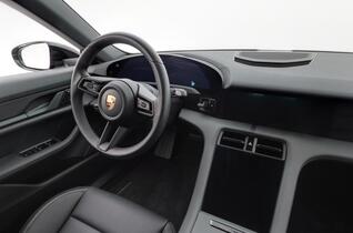 Porsche Taycan vaihtoauto