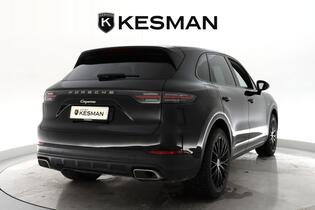 Porsche Cayenne vaihtoauto