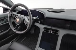 Porsche Taycan vaihtoauto