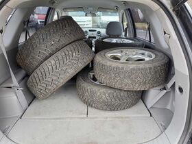 Kia Carens vaihtoauto