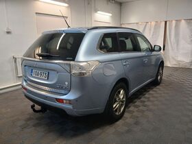 Mitsubishi Outlander PHEV vaihtoauto