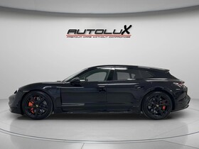 Porsche Taycan vaihtoauto