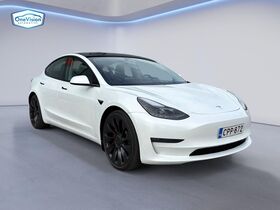 Tesla Model 3 vaihtoauto