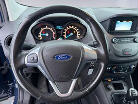 Ford Transit Courier vaihtoauto