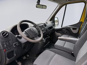 Nissan NV400 vaihtoauto