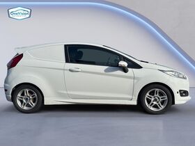 Ford Fiesta Van vaihtoauto