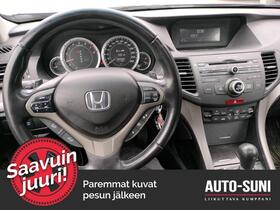 Honda Accord vaihtoauto