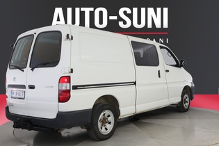 Toyota Hiace vaihtoauto