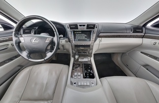 Lexus LS vaihtoauto