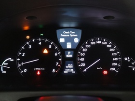 Lexus LS vaihtoauto