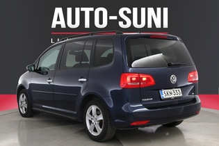 Volkswagen Touran vaihtoauto