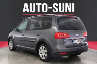 Volkswagen Touran vaihtoauto