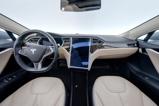 Tesla Model S vaihtoauto