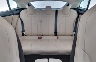 Tesla Model S vaihtoauto