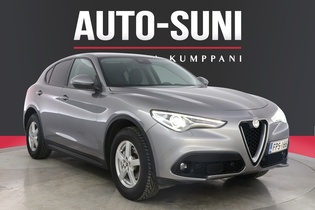 Alfa Romeo Stelvio vaihtoauto