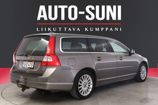 Volvo V70 vaihtoauto
