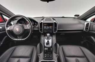 Porsche Cayenne vaihtoauto