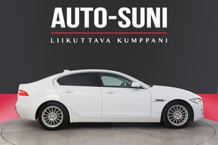 Jaguar XE vaihtoauto