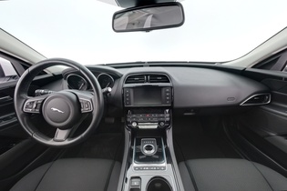 Jaguar XE vaihtoauto