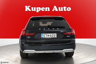 Volvo V90 Cross Country vaihtoauto