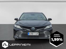 Toyota Camry vaihtoauto