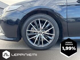 Toyota Camry vaihtoauto