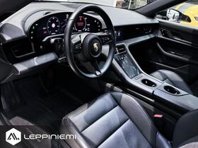 Porsche Taycan vaihtoauto