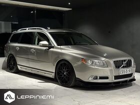 Volvo V70 vaihtoauto