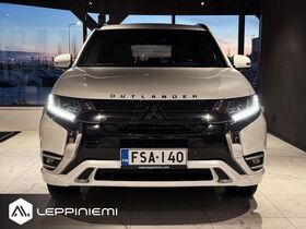 Mitsubishi Outlander PHEV vaihtoauto