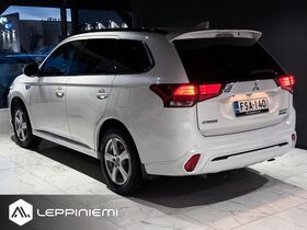 Mitsubishi Outlander PHEV vaihtoauto