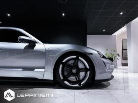Porsche Taycan vaihtoauto
