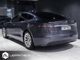 Tesla Model S vaihtoauto