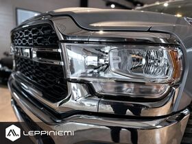 Dodge Ram 2500 vaihtoauto