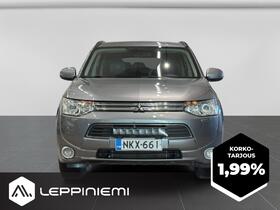 Mitsubishi Outlander PHEV vaihtoauto