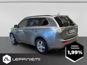 Mitsubishi Outlander PHEV vaihtoauto