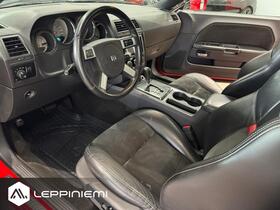 Dodge Challenger vaihtoauto