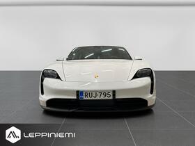 Porsche Taycan vaihtoauto