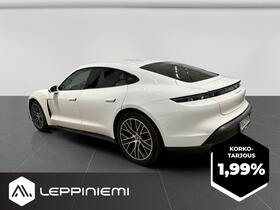 Porsche Taycan vaihtoauto
