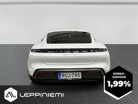 Porsche Taycan vaihtoauto