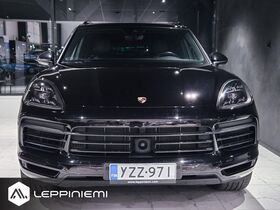 Porsche Cayenne vaihtoauto