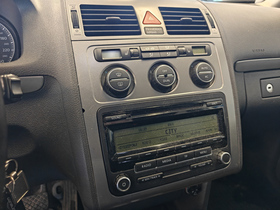 Volkswagen Touran vaihtoauto