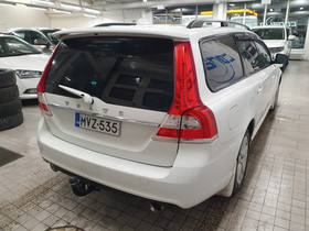 Volvo V70 vaihtoauto